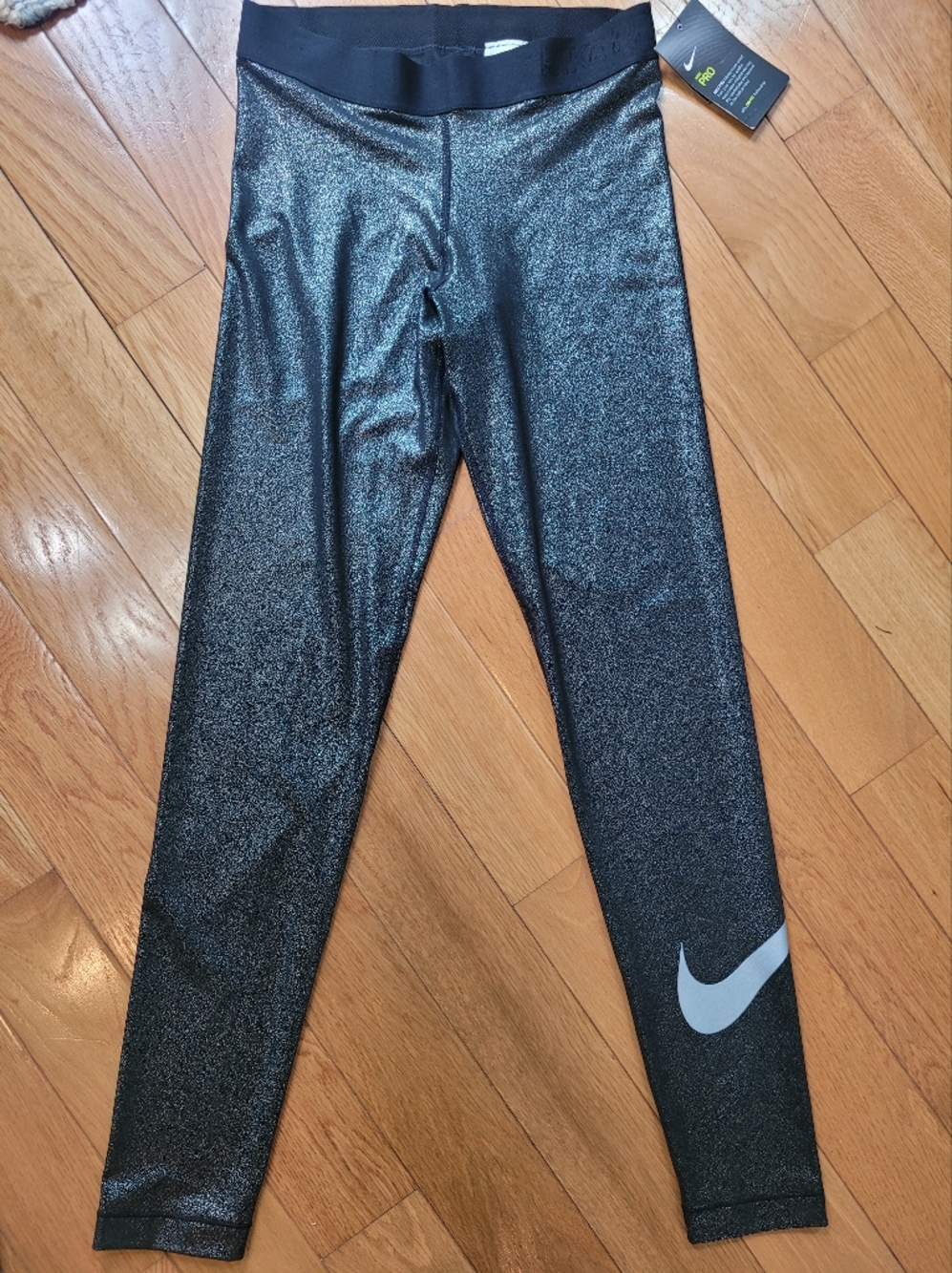 Nike | Metallic Black Leggings | M